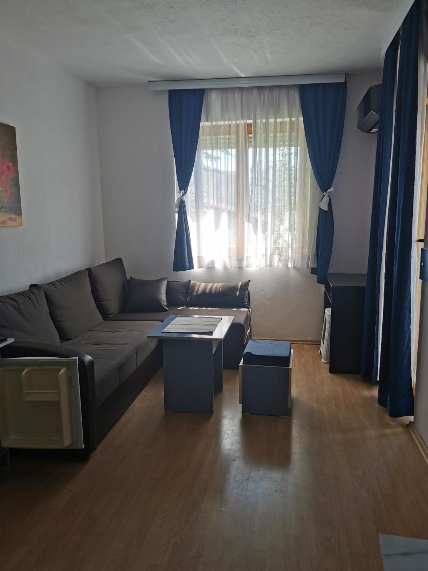 Blue Apartments & Suites Ohrid Buitenkant foto