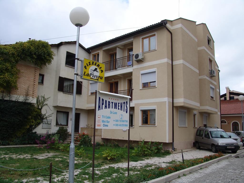 Blue Apartments & Suites Ohrid Buitenkant foto